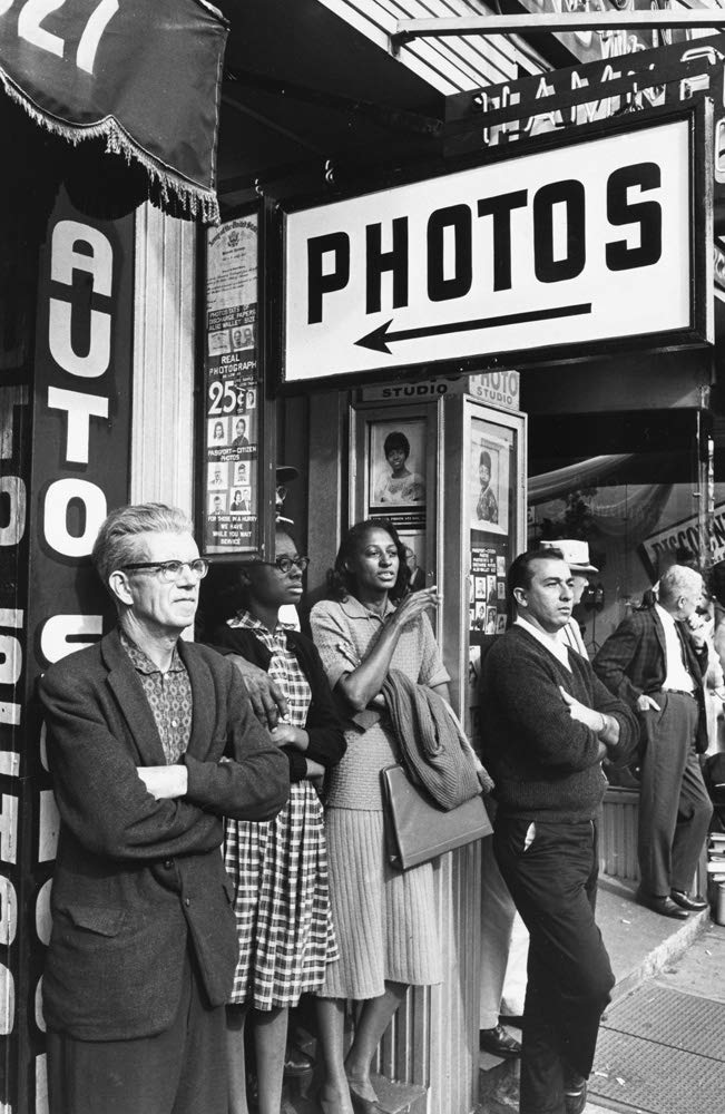 Lee Friedlander: Signs